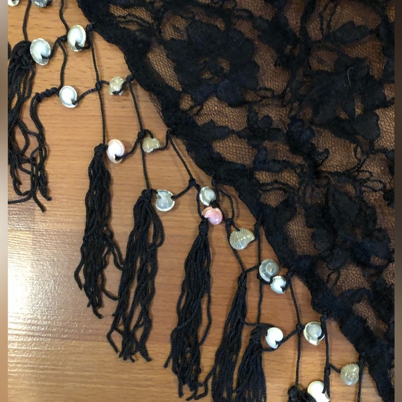 Lace shawl - Picture 4 of 4